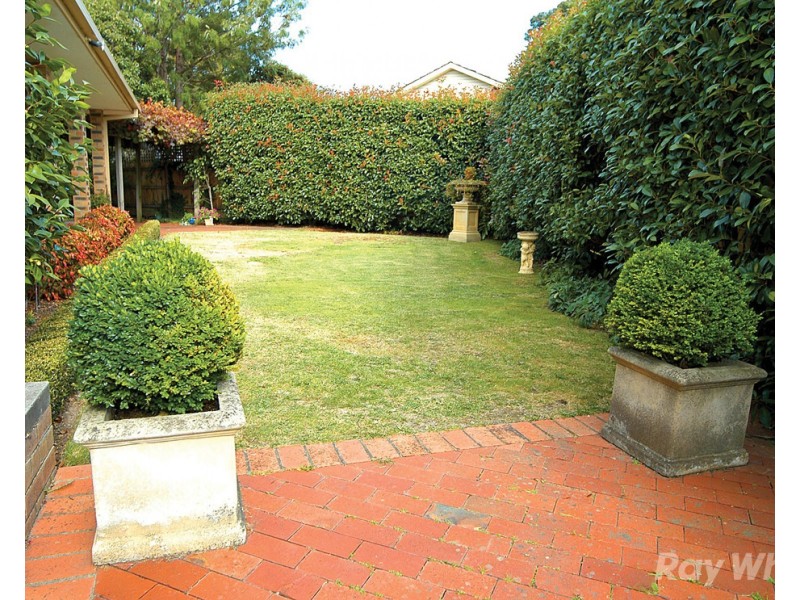 4 Regal Court, Glen Waverley VIC 3150