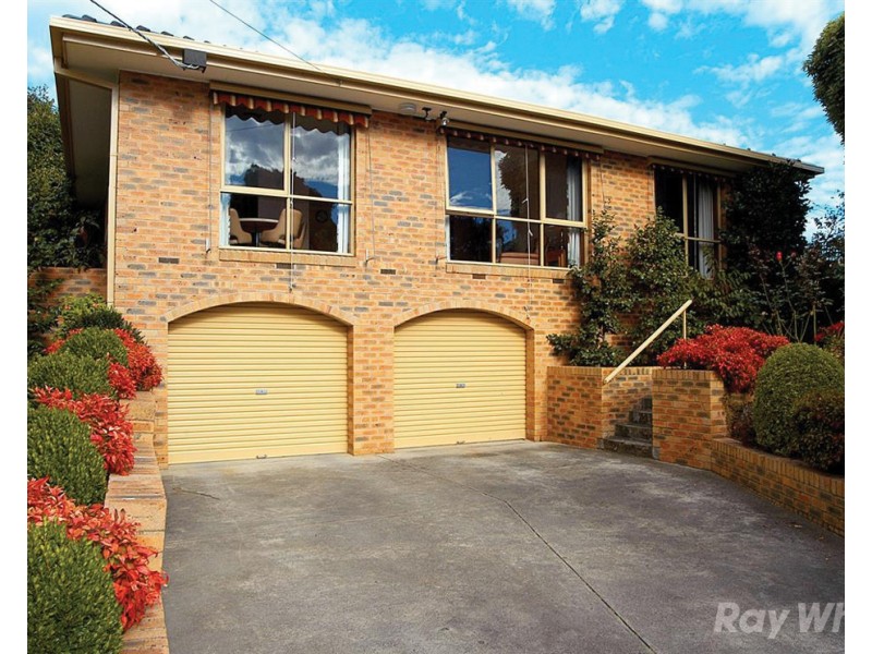 4 Regal Court, Glen Waverley VIC 3150