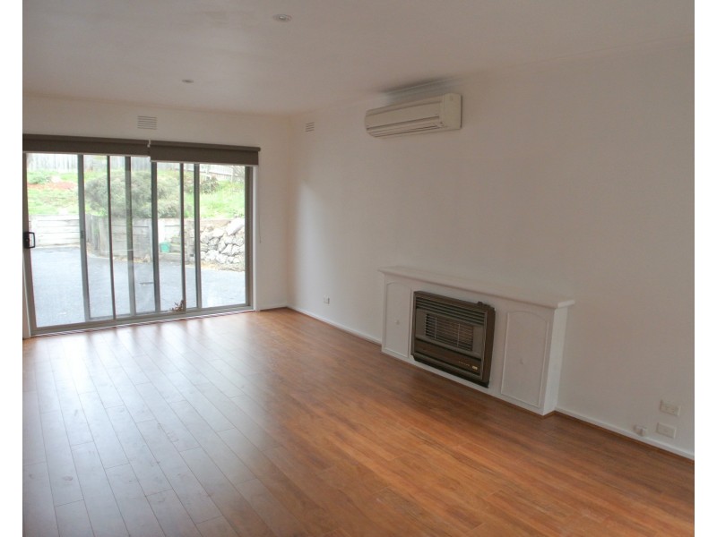 10 Tullimbar Circuit, Vermont South VIC 3133