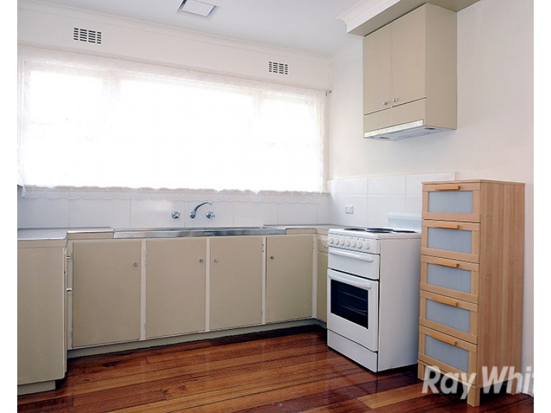 30 Jordan Grove, Glen Waverley VIC 3150