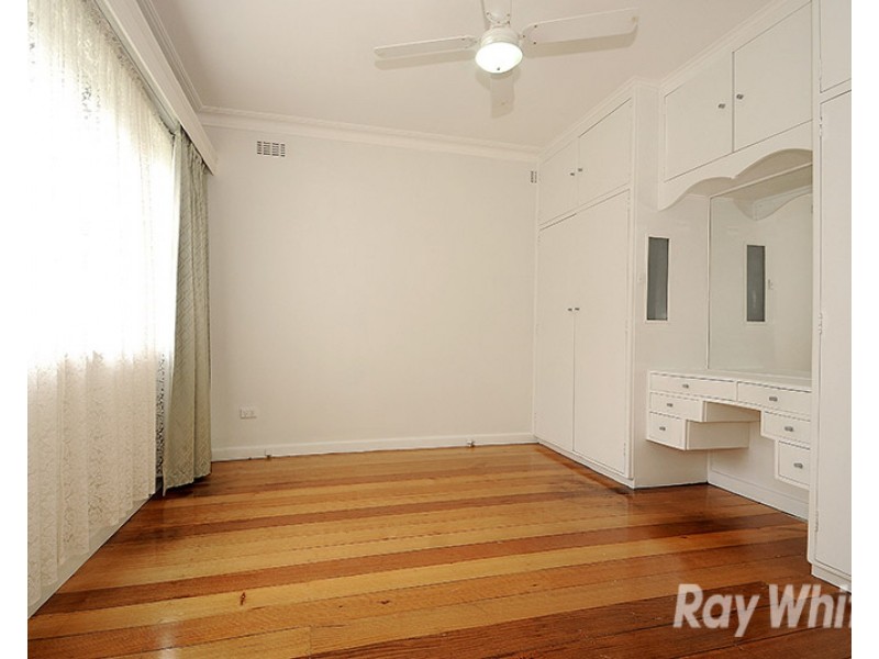 30 Jordan Grove, Glen Waverley VIC 3150