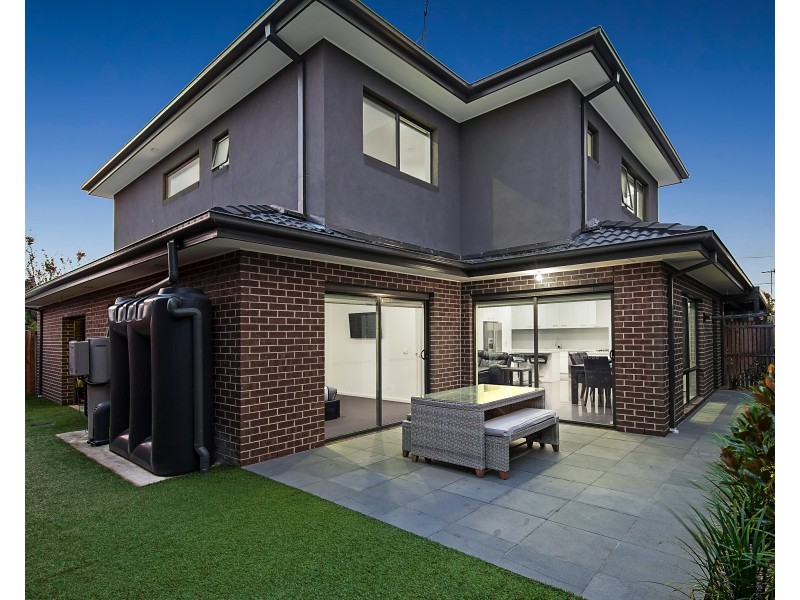 2/12 Knell Street, Mulgrave VIC 3170