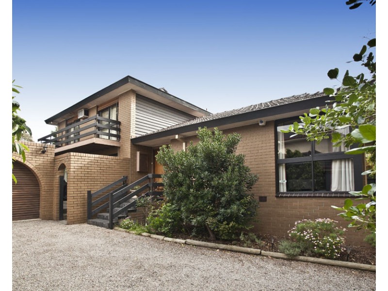 10 Newton Grove, Glen Waverley VIC 3150
