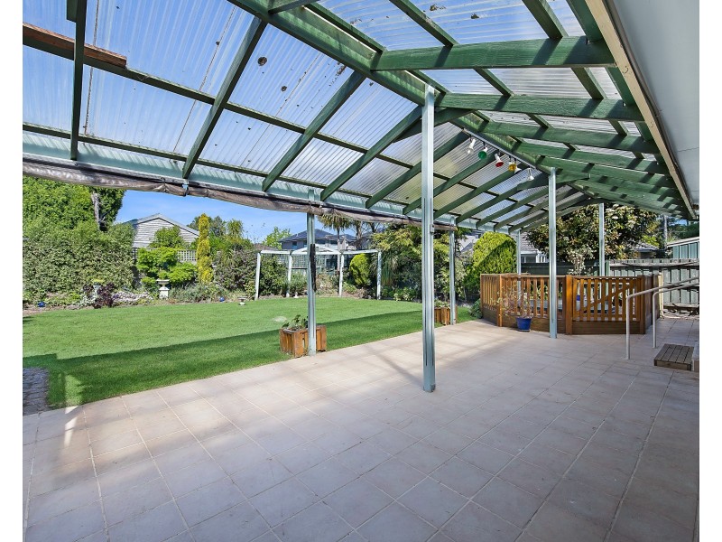 24 Glencairn Street, Mulgrave VIC 3170