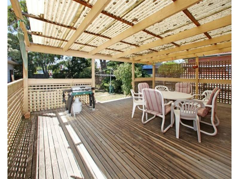 44 Enfield Drive, Bayswater VIC 3153