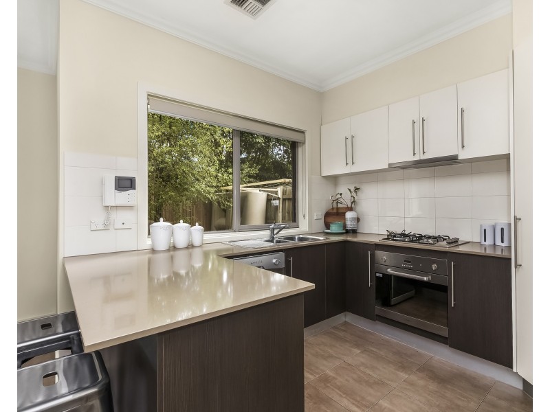 33 Panorama Drive, Forest Hill VIC 3131