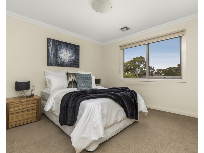 33 Panorama Drive, Forest Hill VIC 3131