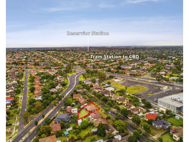 85 Summerhill Road, Reservoir VIC 3073