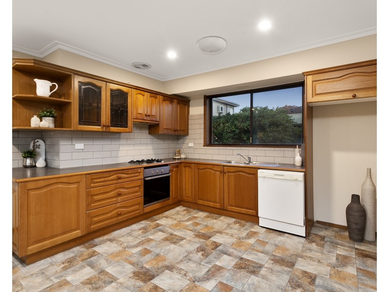 281 Mahoneys Road, Forest Hill VIC 3131