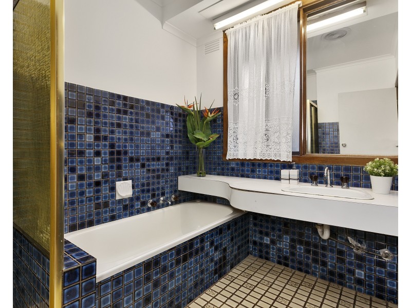 281 Mahoneys Road, Forest Hill VIC 3131