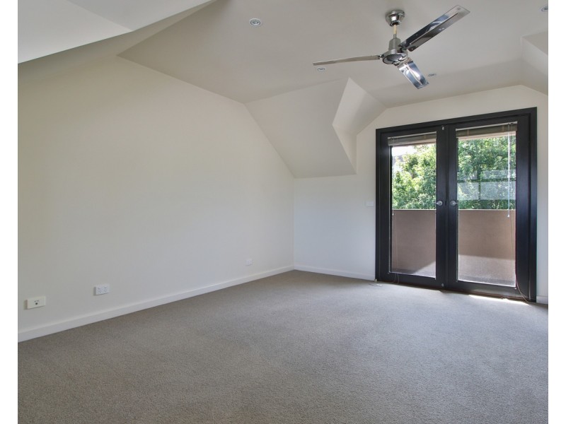 3/9 Louise Court, Glen Waverley VIC 3150