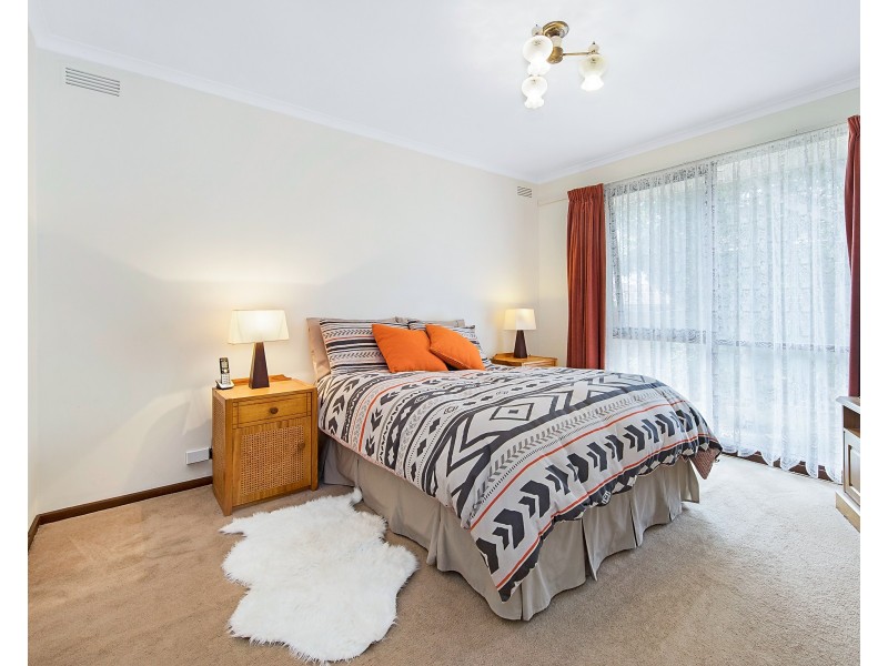 4/26 Jonathan Avenue, Burwood East VIC 3151
