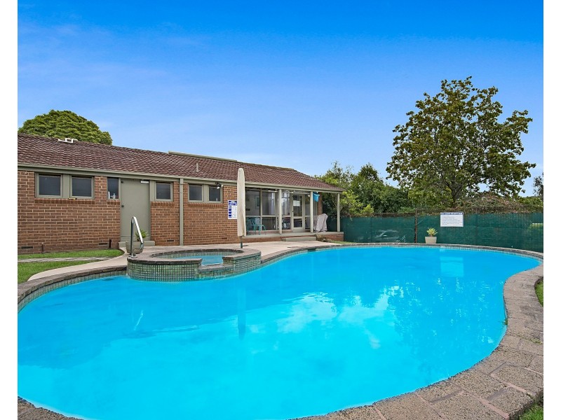 4/26 Jonathan Avenue, Burwood East VIC 3151