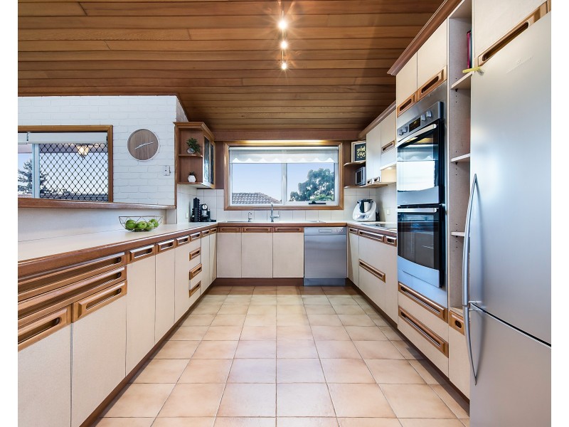 16 Ling Court, Mulgrave VIC 3170