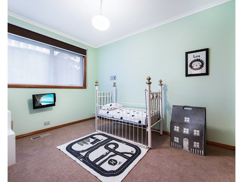 16 Ling Court, Mulgrave VIC 3170