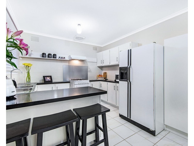 13 Anora Crescent, Mulgrave VIC 3170