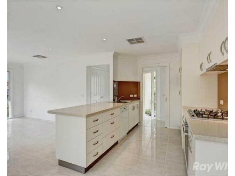1B View Road, Glen Waverley VIC 3150