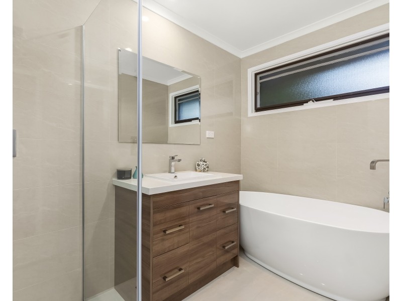 7 Flamingo Drive, Wantirna South VIC 3152