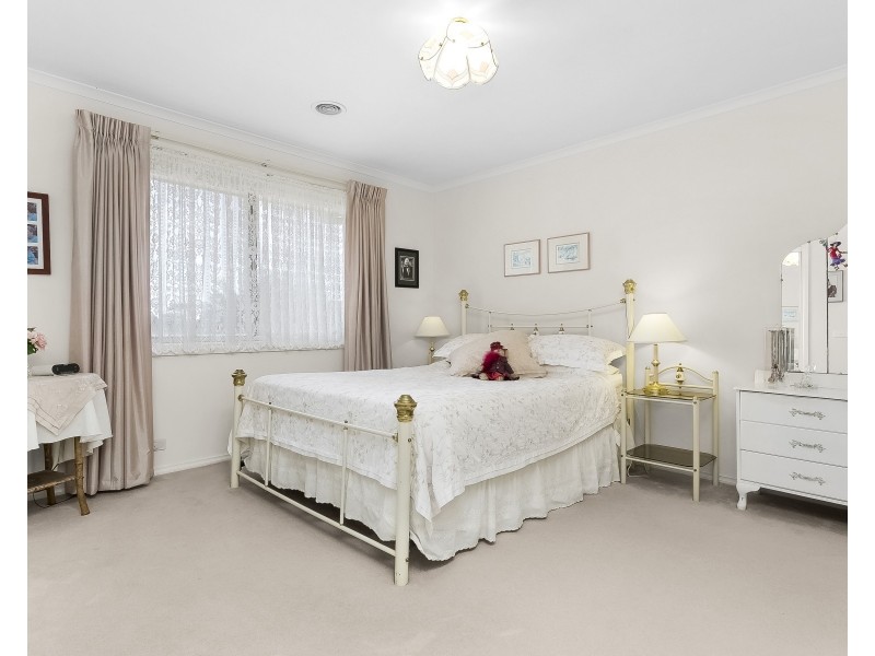 23 Silverwood Way, Glen Waverley VIC 3150