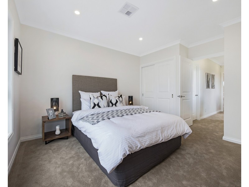 2/4 Morocco Court, Glen Waverley VIC 3150