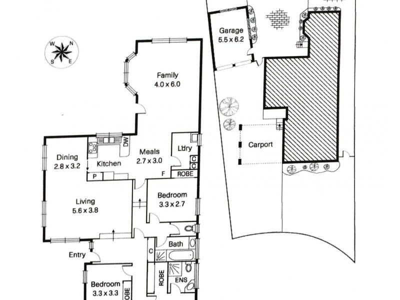 8 Castle Close, Glen Waverley VIC 3150 Floorplan