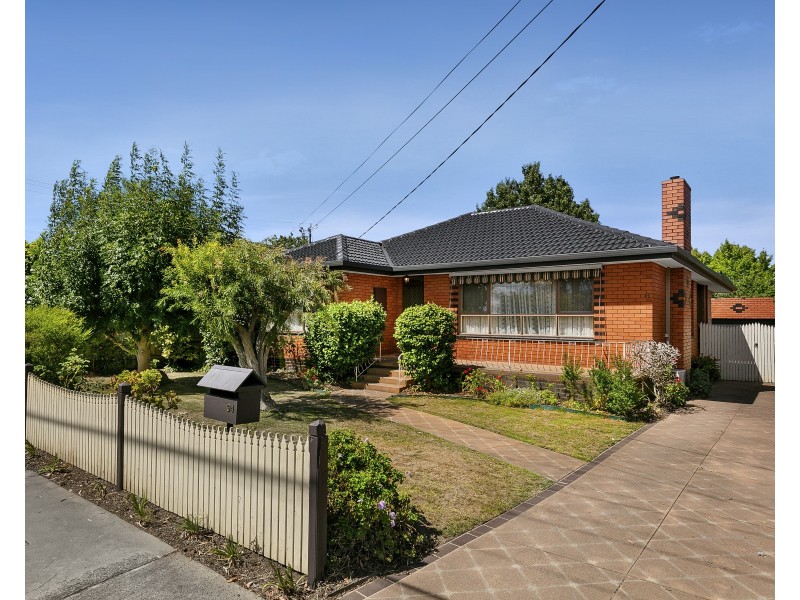 94 Watsons Road, Glen Waverley VIC 3150