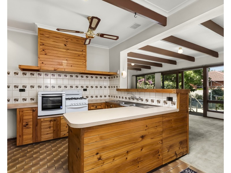 94 Watsons Road, Glen Waverley VIC 3150