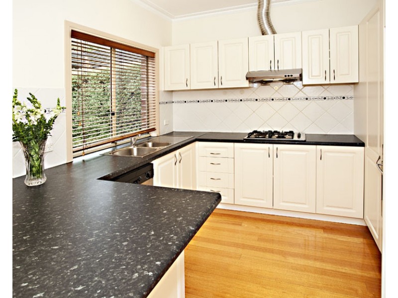 1/14 Richard Street, Glen Waverley VIC 3150