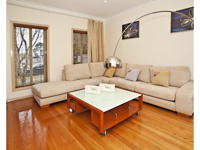 1/14 Richard Street, Glen Waverley VIC 3150