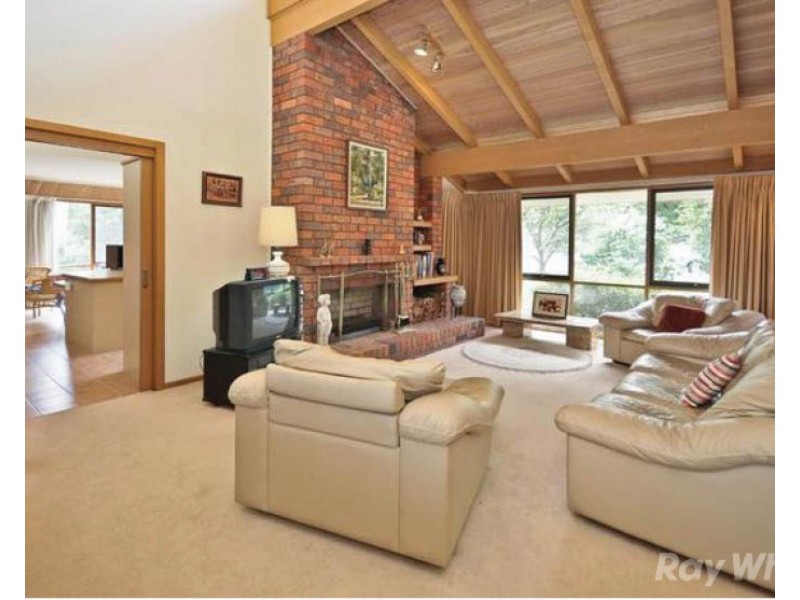 127 Grandview Road, Wheelers Hill VIC 3150