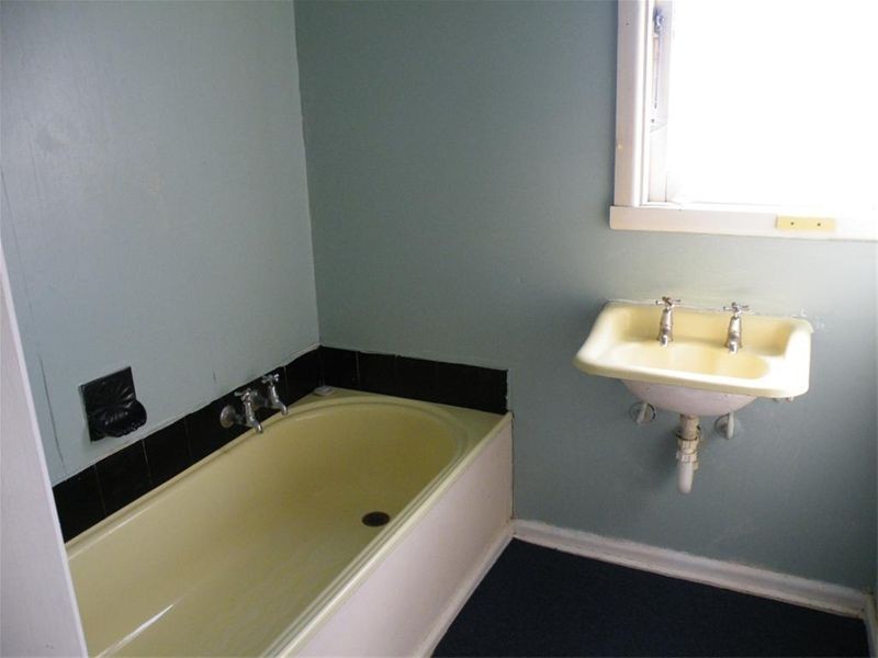 22 Seaview Crescent, Mulgrave VIC 3170