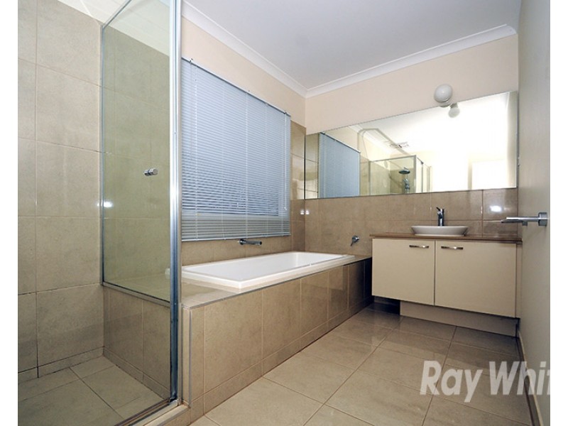20 Rotherwood Drive, Malvern East VIC 3145