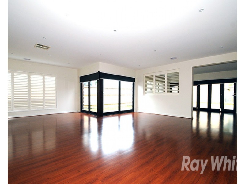20 Rotherwood Drive, Malvern East VIC 3145