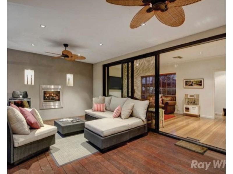 32 Mountain Ash Avenue, Ashwood VIC 3147