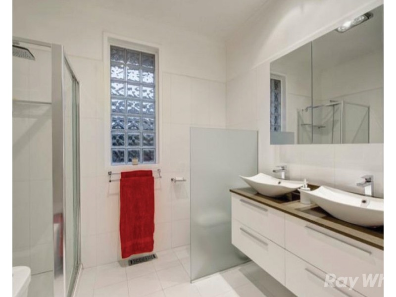 32 Mountain Ash Avenue, Ashwood VIC 3147