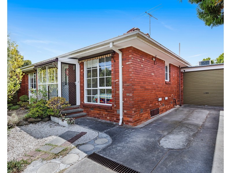 2/38 Hawthorn Road, Burwood East VIC 3151