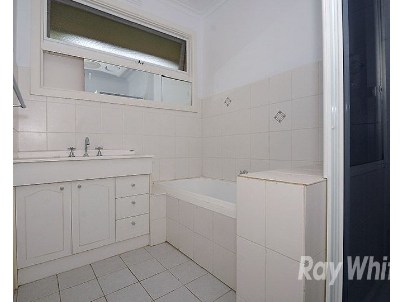 53 Davis Street, Burwood East VIC 3151