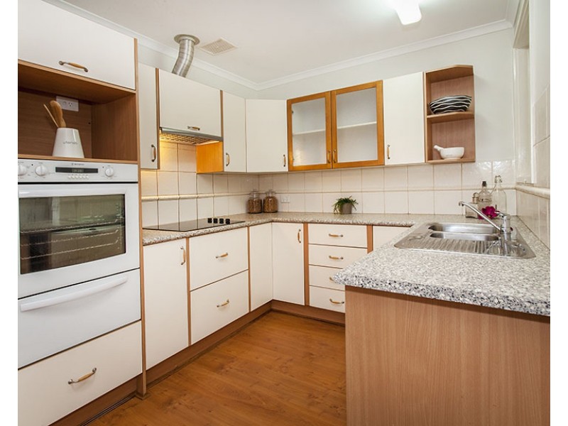 11 Chancellor Drive, Wheelers Hill VIC 3150