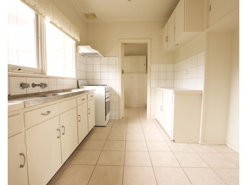 9 Floreat Court, Glen Waverley VIC 3150