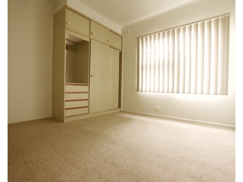 9 Floreat Court, Glen Waverley VIC 3150