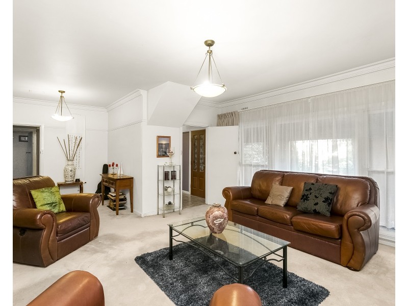 48 Pepperell Avenue, Glen Waverley VIC 3150