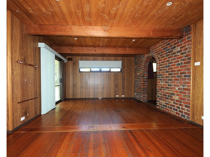 49 Glen Tower Drive, Glen Waverley VIC 3150