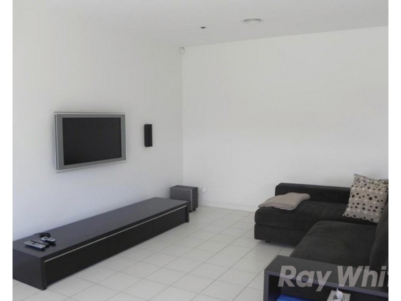 32 Stadium Circuit, Mulgrave VIC 3170