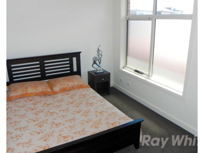 32 Stadium Circuit, Mulgrave VIC 3170