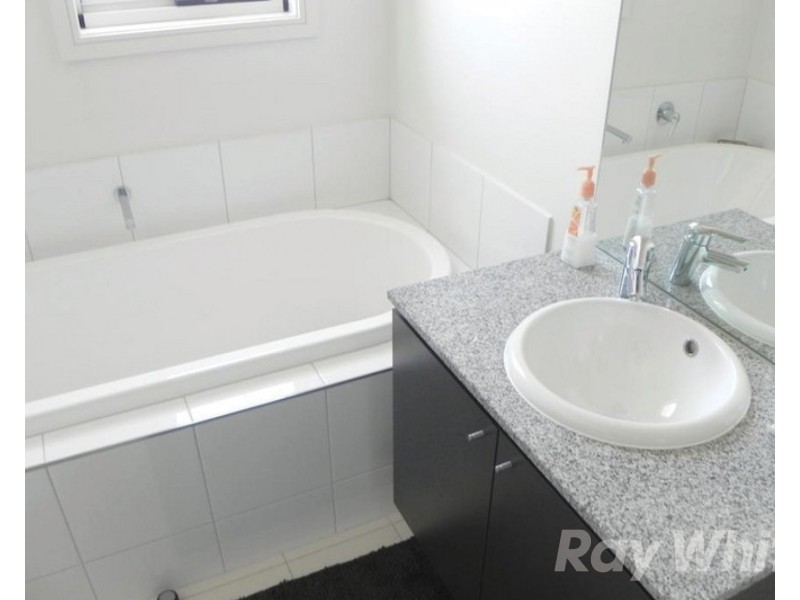 32 Stadium Circuit, Mulgrave VIC 3170