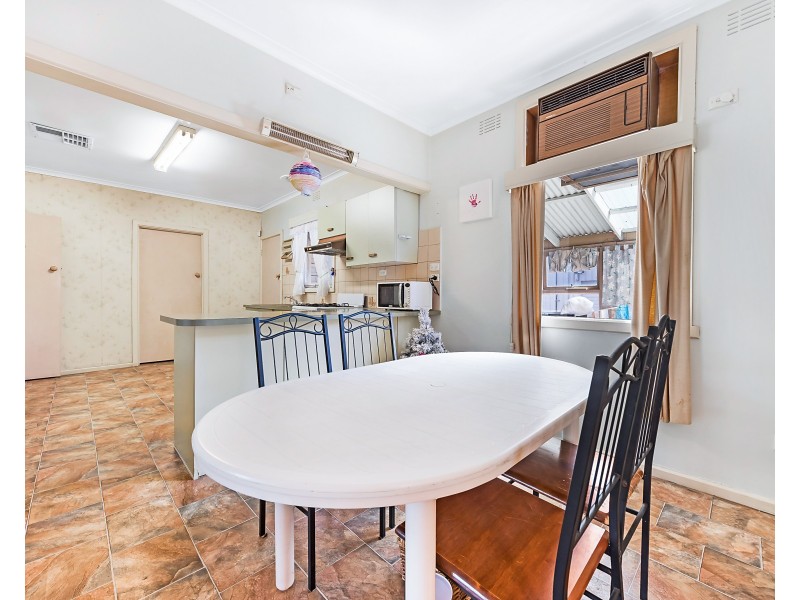 27 Charlton Street, Springvale VIC 3171