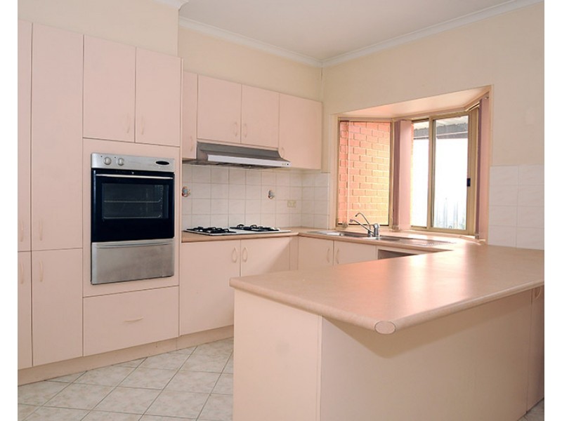 24 Shaftsbury Drive, Mulgrave VIC 3170