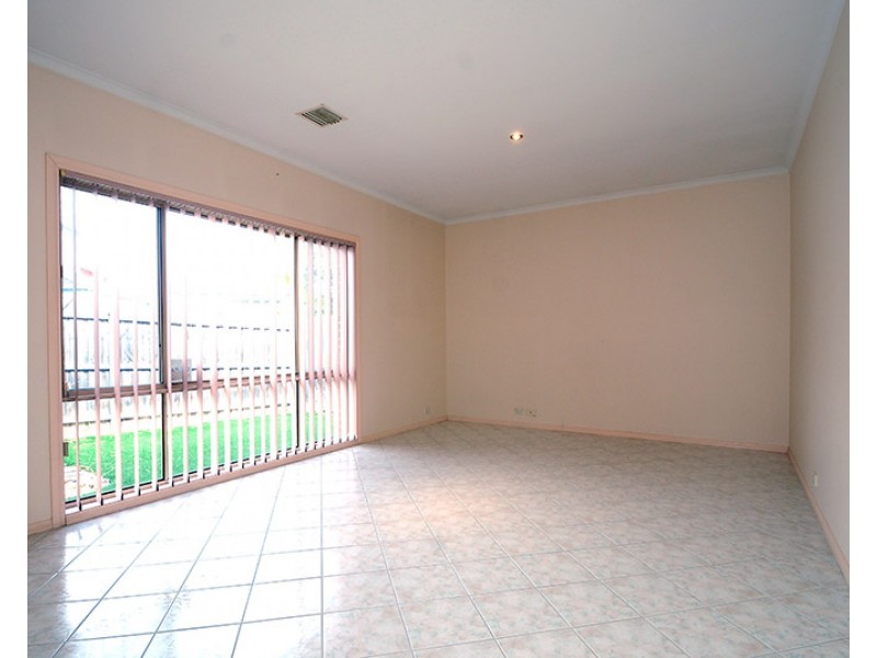 24 Shaftsbury Drive, Mulgrave VIC 3170