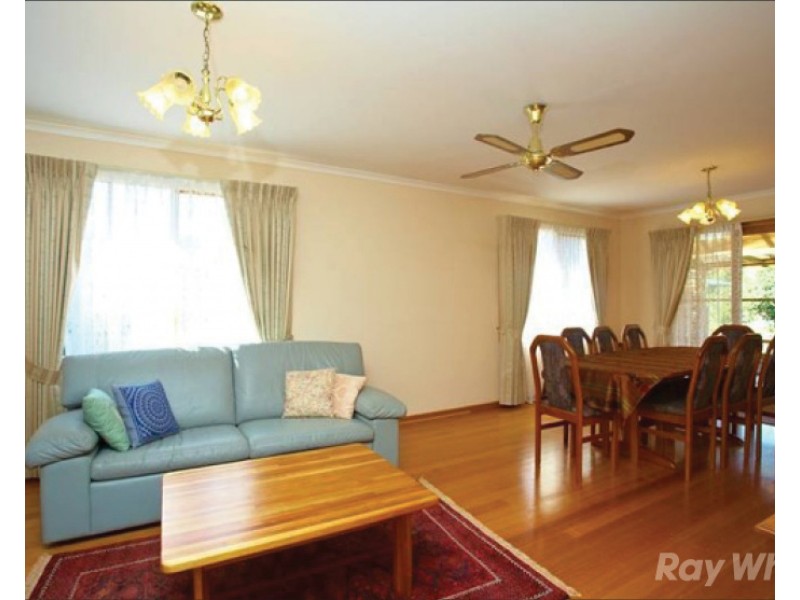 6 Caitlyn Court, Wantirna South VIC 3152