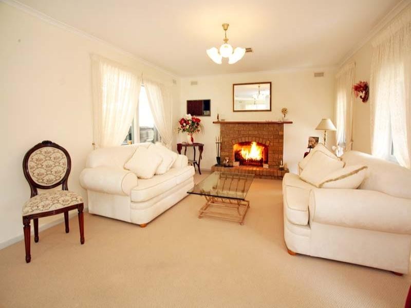 20 Lindau Drive, Vermont South VIC 3133